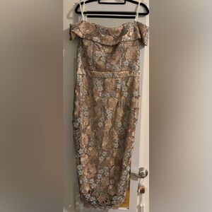 Xscape Dress - never worn great for weddings